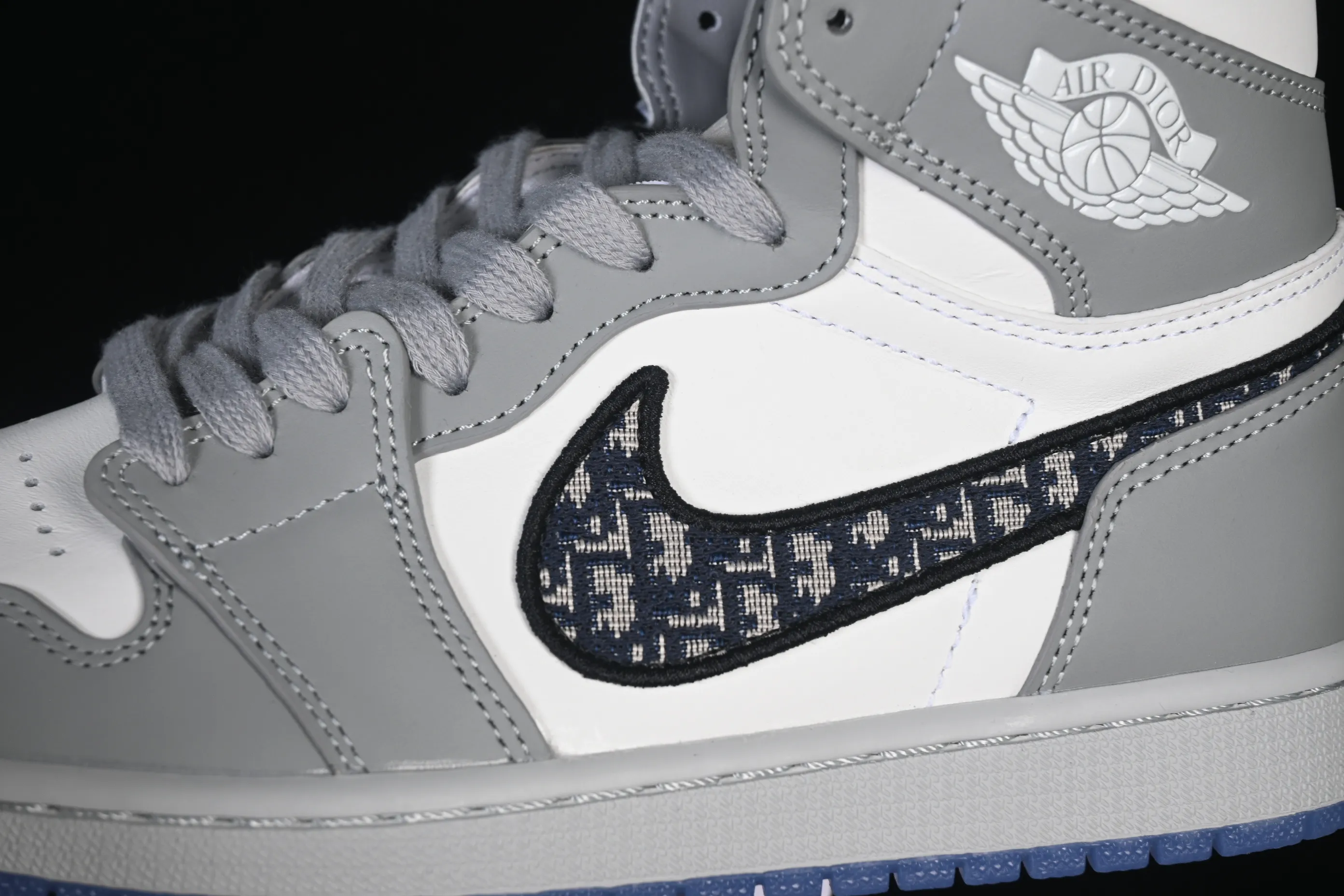 All categories Air Jordan Jordan series basketball shoes Air Jordan 1 High Dior x Air Jordan 1 Low AJ1 Joe 1 Dior joint white gray high top CN8607-002